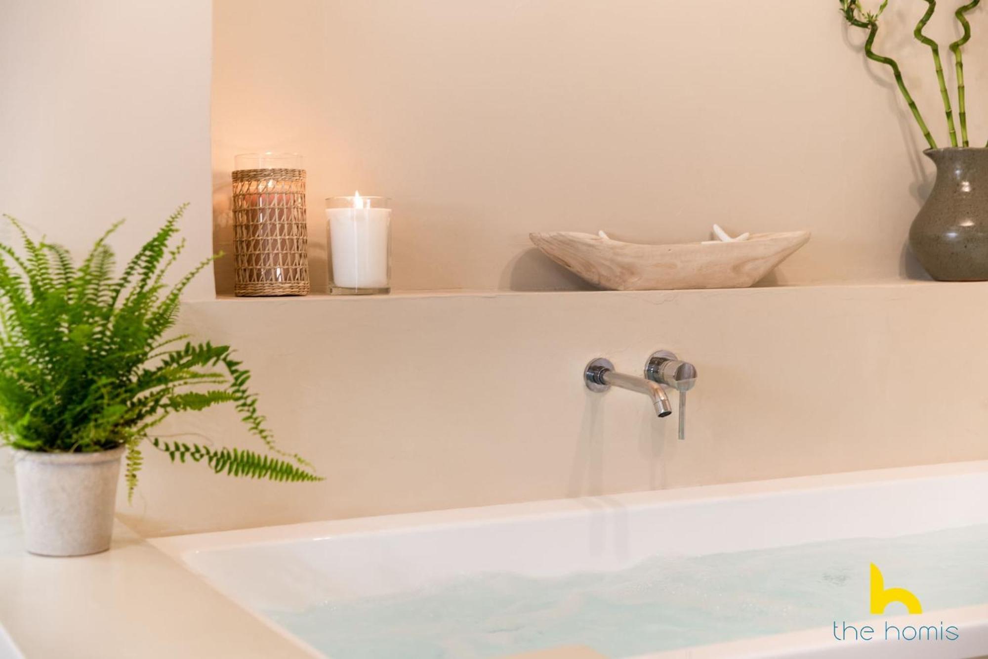Romantic Luxury Hideaway Near Acropolis With Jacuzzi Atenas Exterior foto